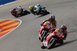 Marc Marquez vor Daniel Pedrosa (Honda) 