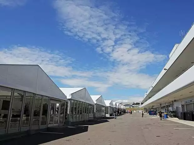 Paddock in Suzuka Titel-Bild zur News: Paddock in Suzuka