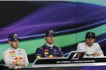 Sebastian Vettel (Red Bull), Mark Webber (Red Bull) und Lewis Hamilton (Mercedes) 