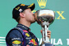 Bild zum Inhalt: Suzuka: Vettel gewinnt, WM-Entscheidung vertagt
