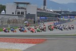Start des Moto3 Rennens in Sepang