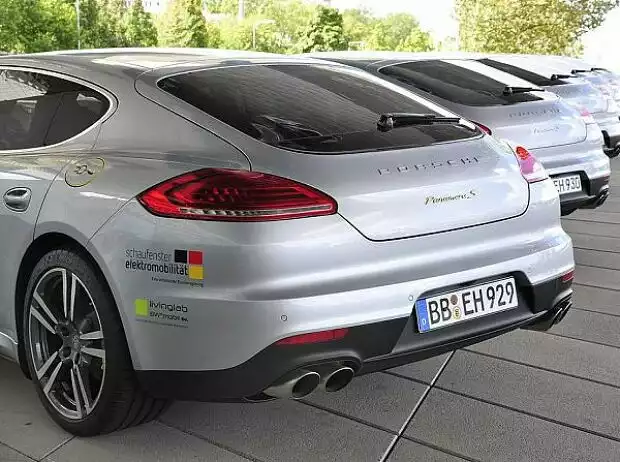Porsche Panamera S E-Hybrid Flotte Titel-Bild zur News: Porsche Panamera S E-Hybrid Flotte