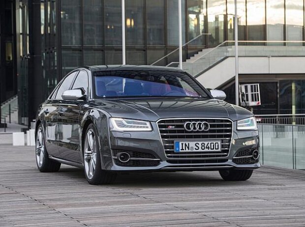 Titel-Bild zur News: Neues Audi-Flaggschiff: Audi S8