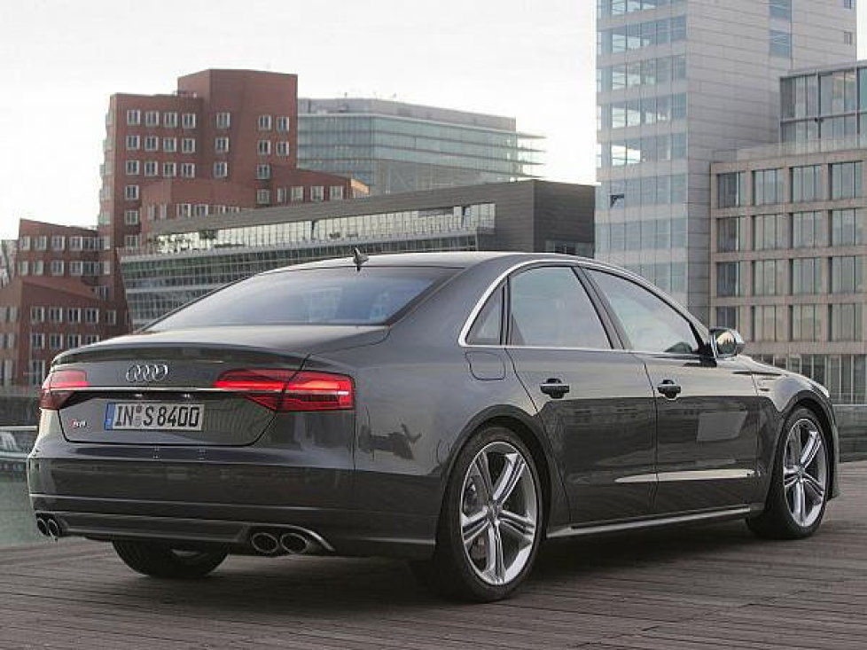 Neues Audi-Flaggschiff: Audi S8