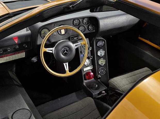 Generationenvergleich: Mercedes-Benz C 111 