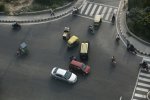 Chaotischer Verkehr in Neu-Delhi