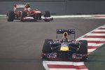 Sebastian Vettel (Red Bull) vor Felipe Massa (Ferrari) 