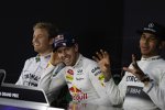 Nico Rosberg (Mercedes), Sebastian Vettel (Red Bull) und Lewis Hamilton (Mercedes) haben Spaß