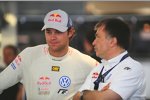 Andreas Mikkelsen Im Gespräch mit Volkswagen-Motorsport-Direktor Jost Capito