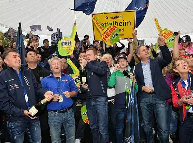 Vettel-Fans in Heppenheim Titel-Bild zur News: Vettel-Fans in Heppenheim