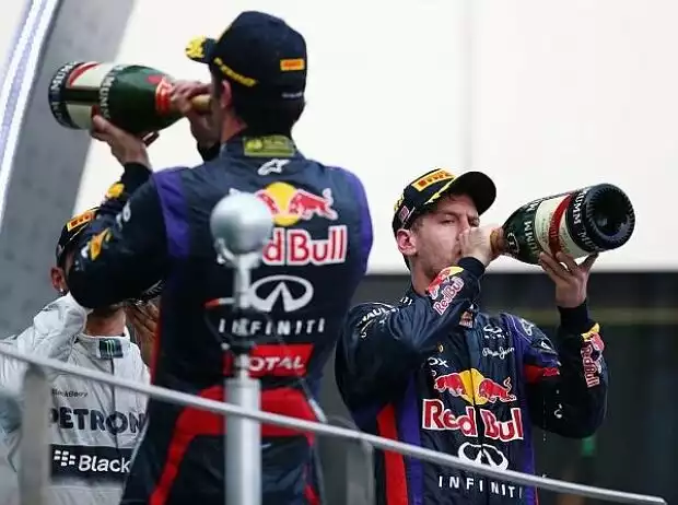 Mark Webber, Sebastian Vettel Titel-Bild zur News: Mark Webber, Sebastian Vettel