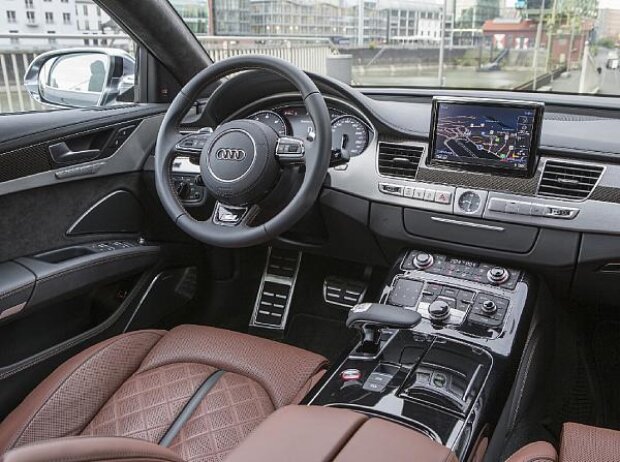 Audi S8