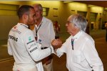 Lewis Hamilton (Mercedes) und Bernie Ecclestone 