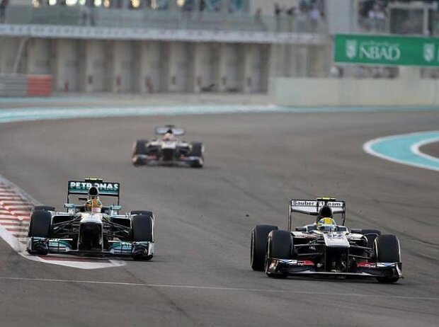 Titel-Bild zur News: Lewis Hamilton, Esteban Gutierrez