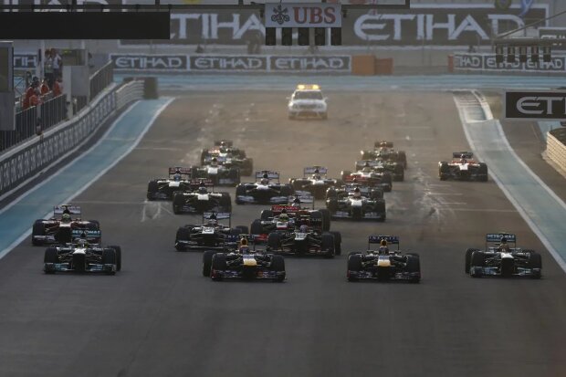 Sebastian Vettel Mark Webber Nico Rosberg Lewis Hamilton Red Bull Infiniti Red Bull Racing F1Mercedes Mercedes AMG Petronas F1 Team F1 ~Sebastian Vettel (Red Bull), Mark Webber (Red Bull), Nico Rosberg (Mercedes) und Lewis Hamilton (Mercedes) ~ Sebastian Vettel Mark Webber Nico Rosberg Lewis Hamilton Red Bull Infiniti Red Bull Racing F1Mercedes Mercedes AMG Petronas F1 Team F1 ~Sebastian Vettel (Red Bull), Mark Webber (Red Bull), Nico Rosberg (Mercedes) und Lewis Hamilton (Mercedes) ~