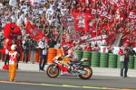 Marc Marquez (Honda) feiert seinen WM-Titel