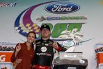 Trucks: Kyle Busch und Ehefrau Samantha in der Victory Lane