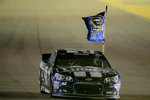 Jimmie Johnson (Hendrick) feiert seinen sechsten NASCAR-Titel