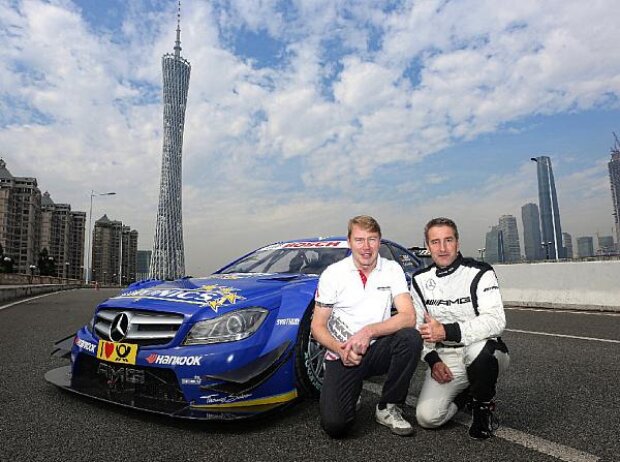 Titel-Bild zur News: Mika Häkkinen und Bernd Schneider in China