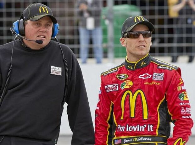 Jamie McMurray und Crewchief Kevin 