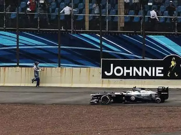 Valtteri Bottas, Lewis Hamilton Titel-Bild zur News: Valtteri Bottas, Lewis Hamilton