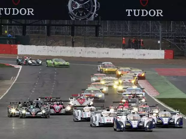 Start Silverstone Titel-Bild zur News: Start Silverstone