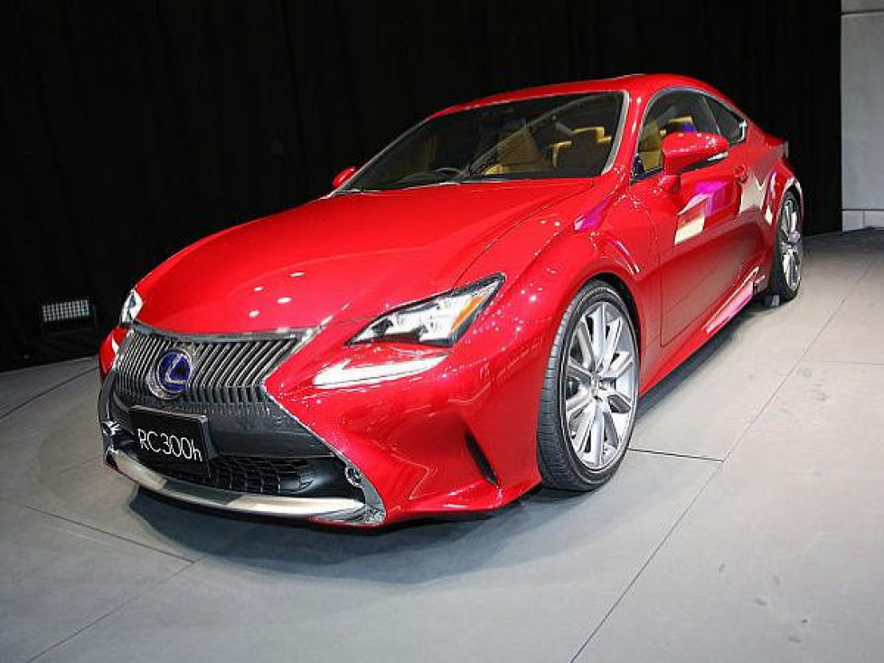 Lexus RC