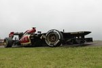 Romain Grosjean (Lotus) gestranded