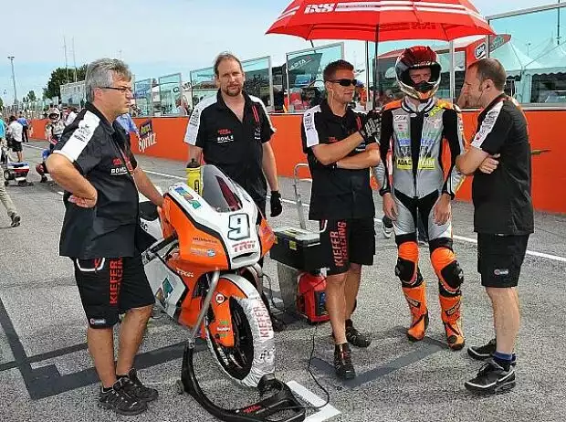 Titel-Bild zur News: Toni Finsterbusch