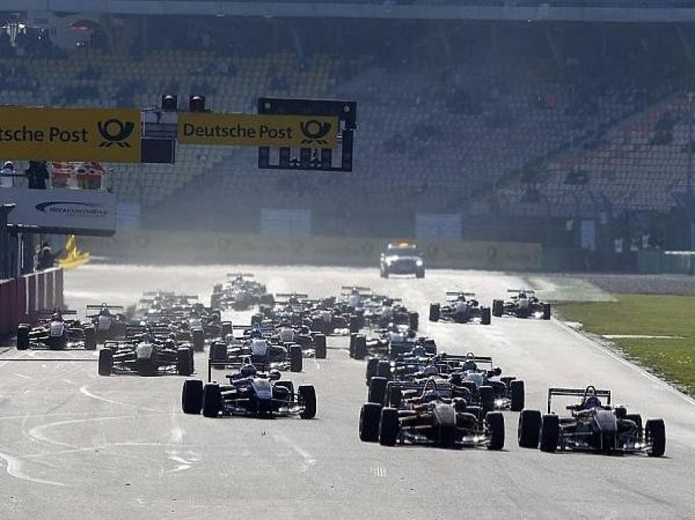Formel 3, Start