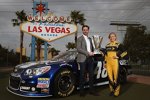 Jimmie Johnson (Hendrick) vor dem Las-Vegas-Sign