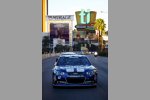 Jimmie Johnson (Hendrick) führt den NASCAR-Konvoi auf dem Las-Vegas-Strip an