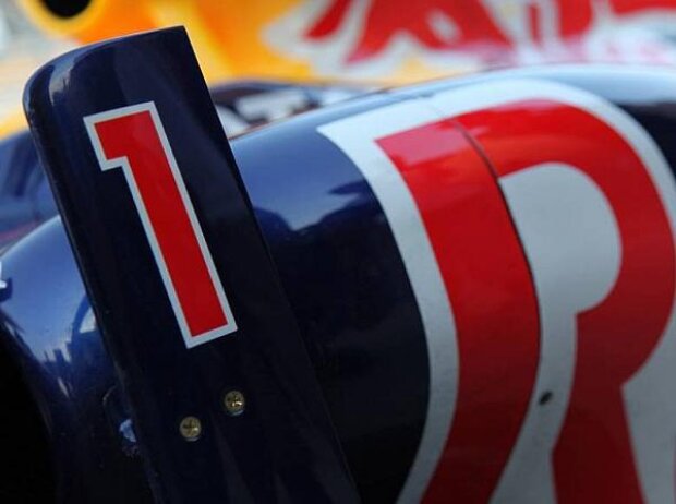 Titel-Bild zur News: Sebastian Vettels Startnummer 1
