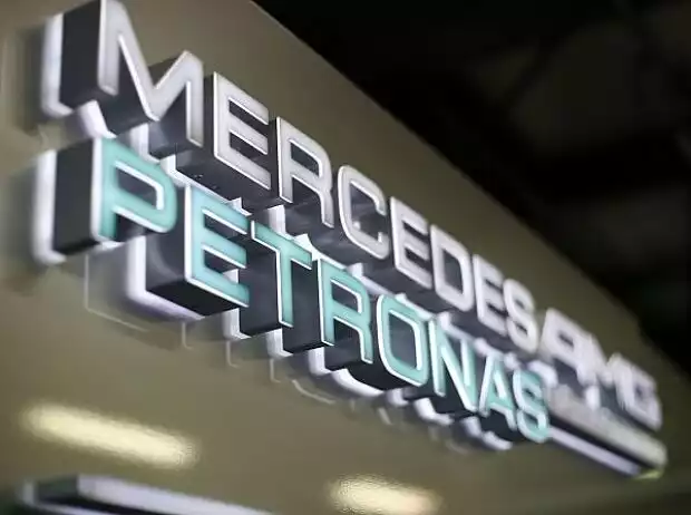 Mercedes Logo Titel-Bild zur News: Mercedes Logo
