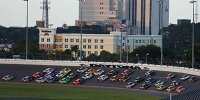 Bild zum Inhalt: 'Motorvision TV': Fünf lange NASCAR-Nächte