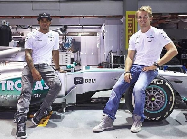 Lewis Hamilton, Nico Rosberg Lewis Hamilton, Nico Rosberg