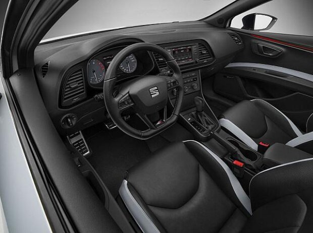 Seat Leon Cupra Cockpit