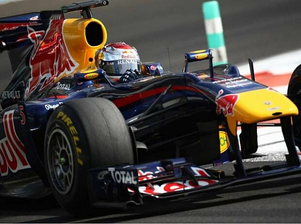 Sebastian Vettel in Abu Dhabi 2010 Sebastian Vettel in Abu Dhabi 2010