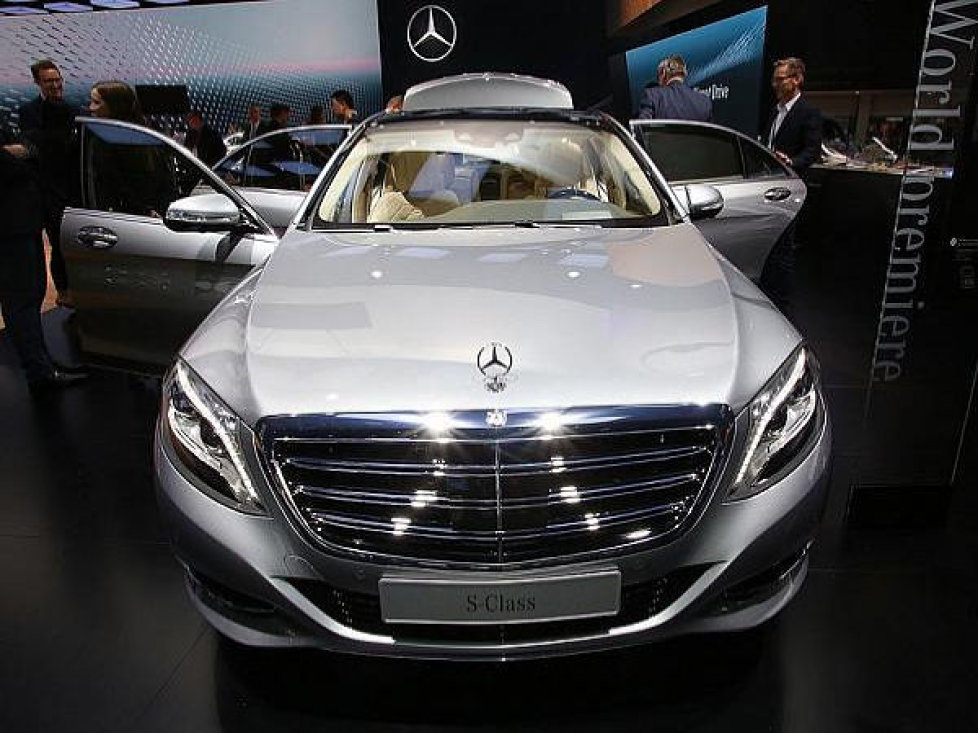 Mercedes-Benz S600