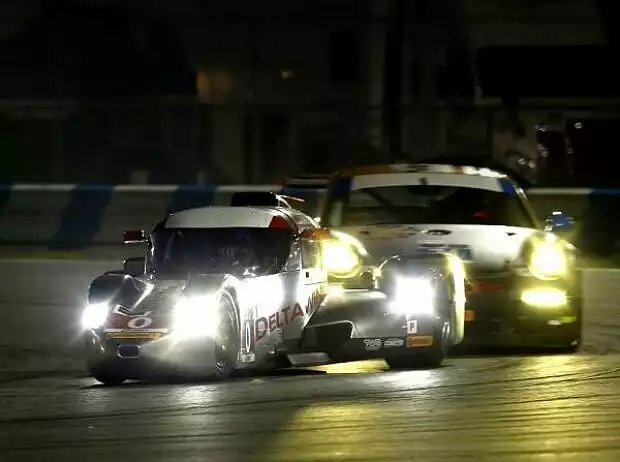 Testfahrten zum 24-Stunden-Rennen von Daytona 2014 Titel-Bild zur News: Testfahrten zum 24-Stunden-Rennen von Daytona 2014