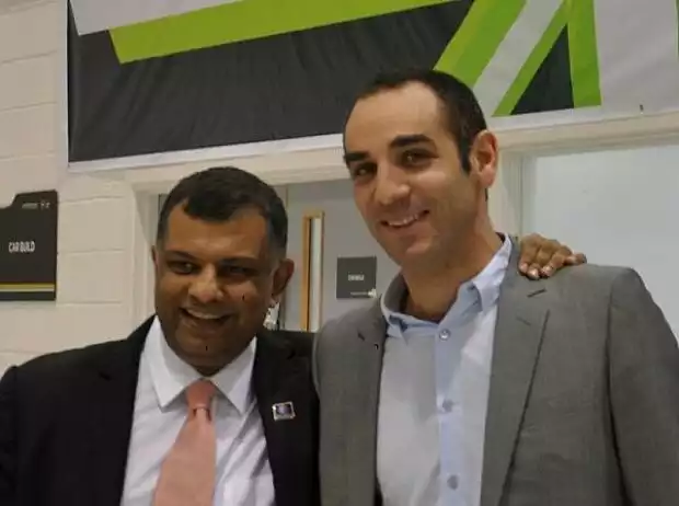 Titel-Bild zur News: Tony Fernandes, Cyril Abiteboul