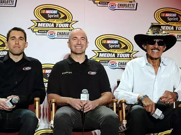 Aric Almirola, Marcos Ambrose, Richard Petty Titel-Bild zur News: Aric Almirola, Marcos Ambrose, Richard Petty