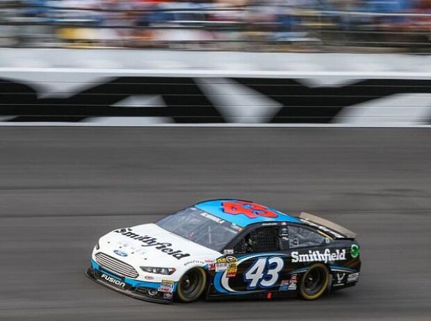 Aric Almirola