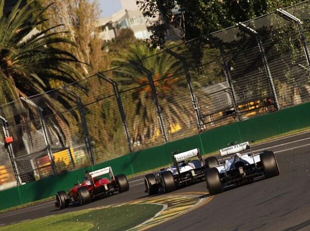 Titel-Bild zur News: Fernando Alonso, Pastor Maldonado, Sergio Perez