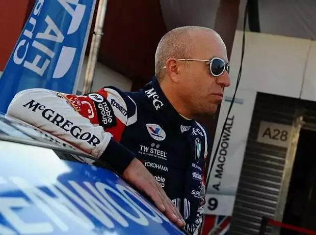 Tom Coronel Titel-Bild zur News: Tom Coronel