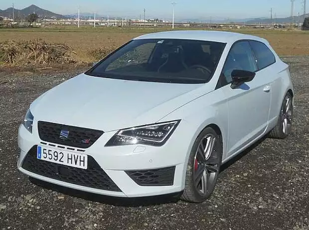 Seat Leon Cupra Titel-Bild zur News: Seat Leon Cupra