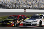 Clint Bowyer (Waltrip) und Parker Kligerman (Swan) 