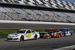 Parker Kligerman (Swan), Clint Bowyer (Waltrip) und Cole Whitt (Swan) 