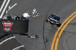 Martin Truex Jun. (Furniture Row) sichert sich Startplatz zwei für das Daytona 500