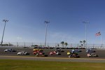 Three-Wide-Racing in Daytona